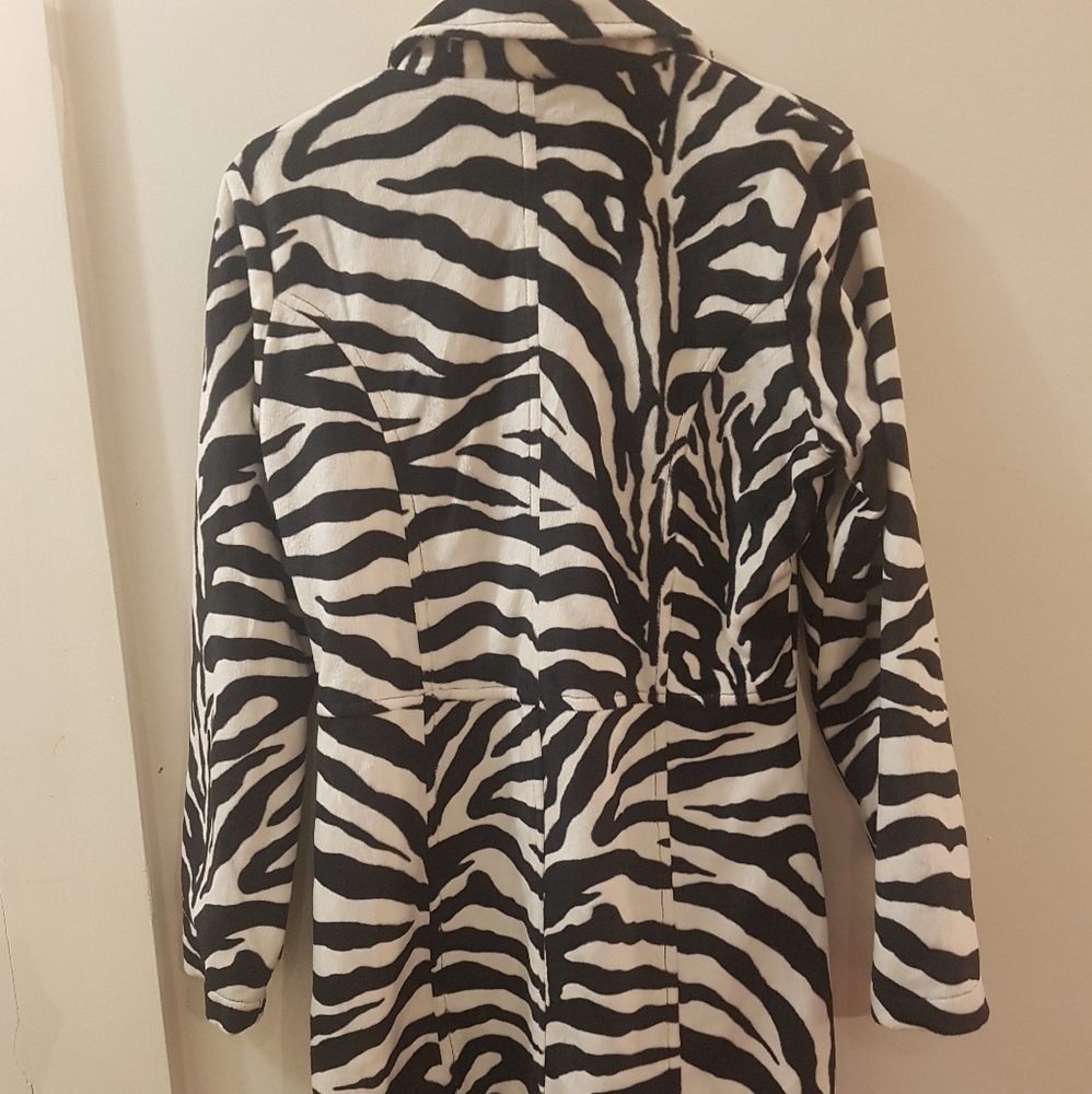 winter coat - Picture 3 of 3